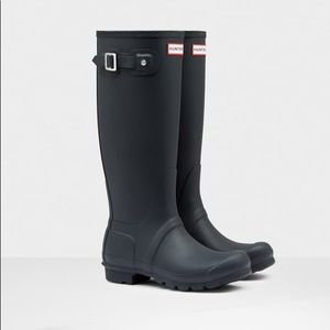 Navy Hunter Boots